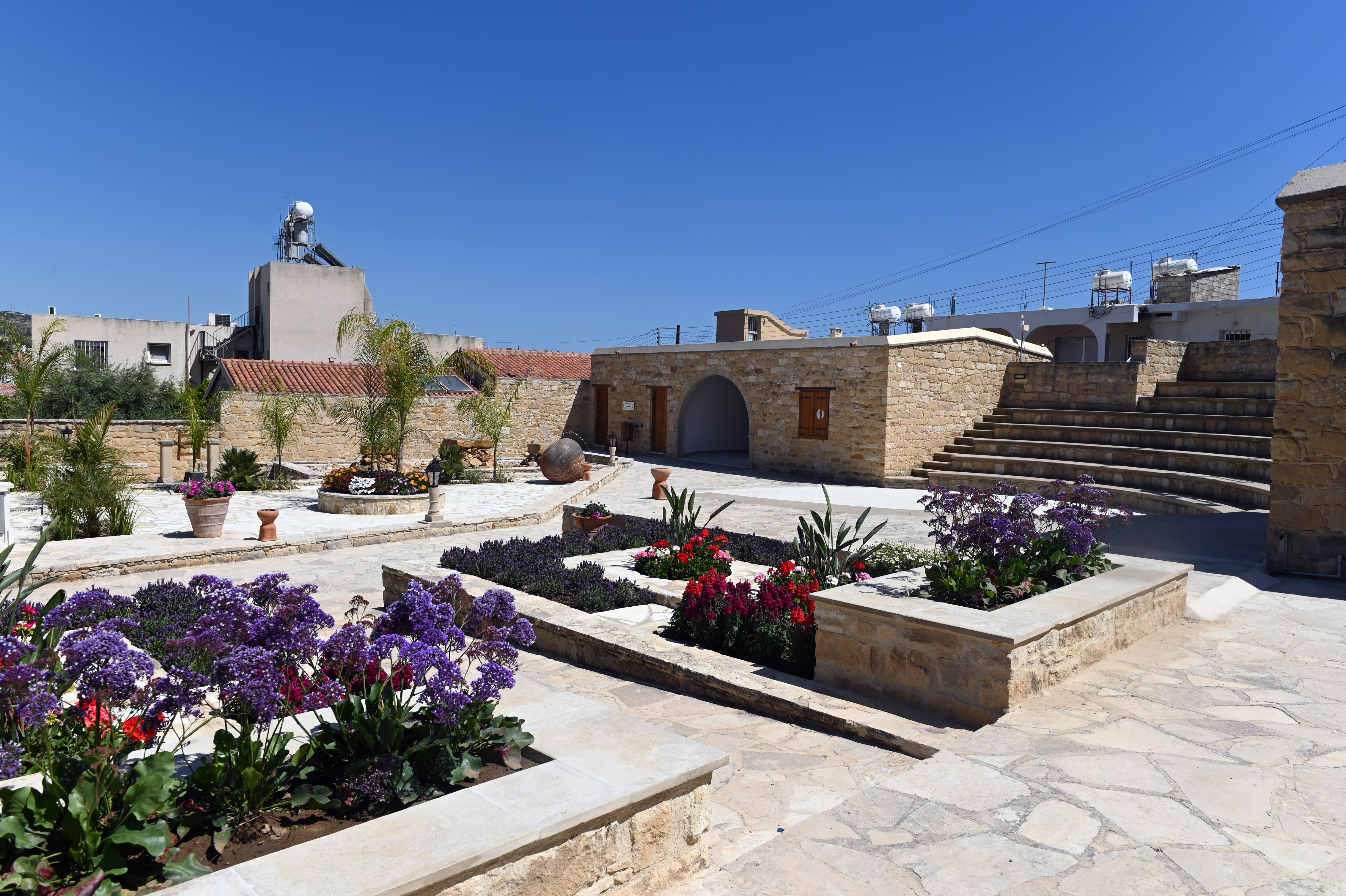 Book your wedding day in Yermasoyia Cultural Center